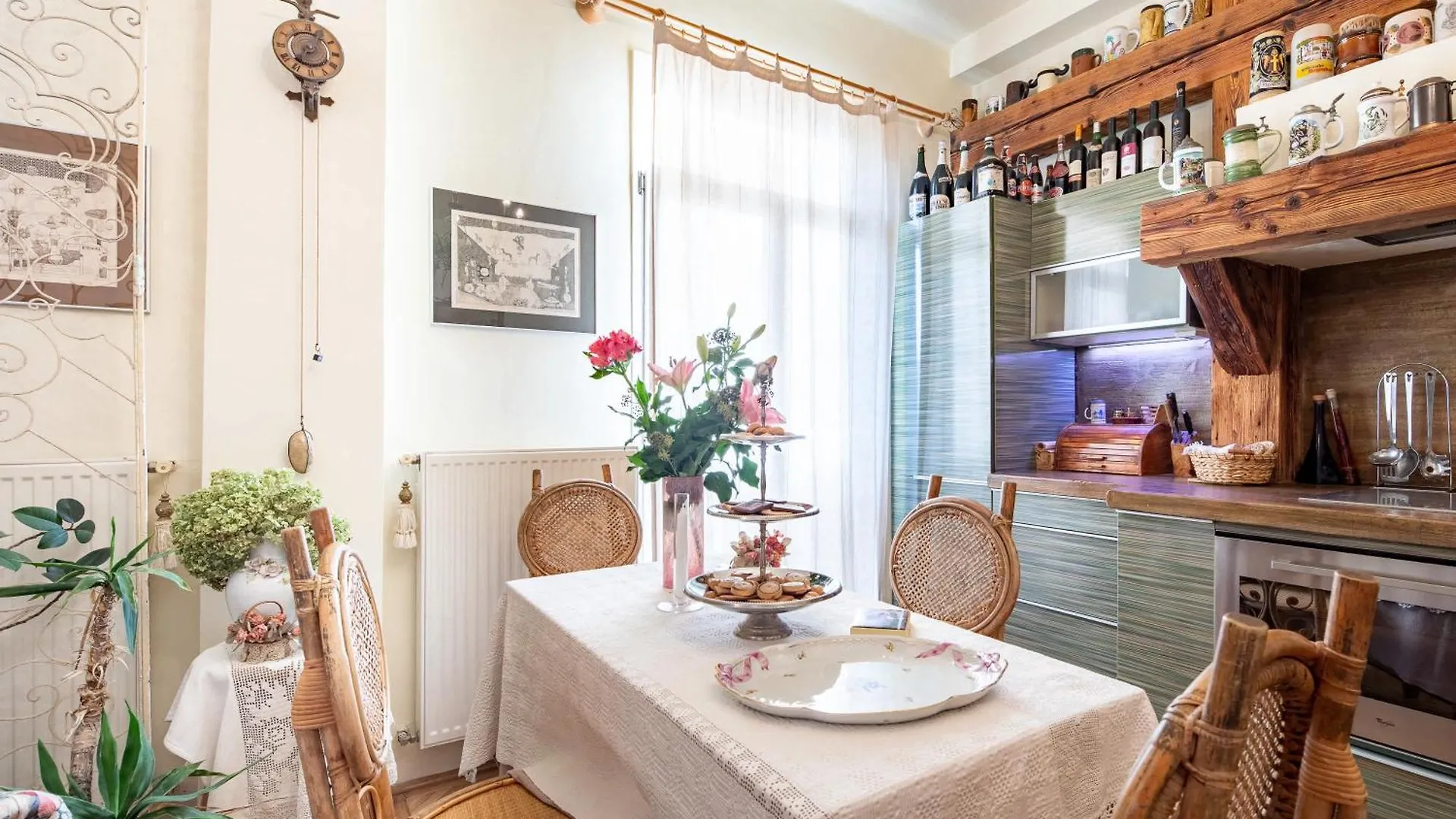 Nestled Romance, Buda'S Hilltop Heaven 布达佩斯 0*,