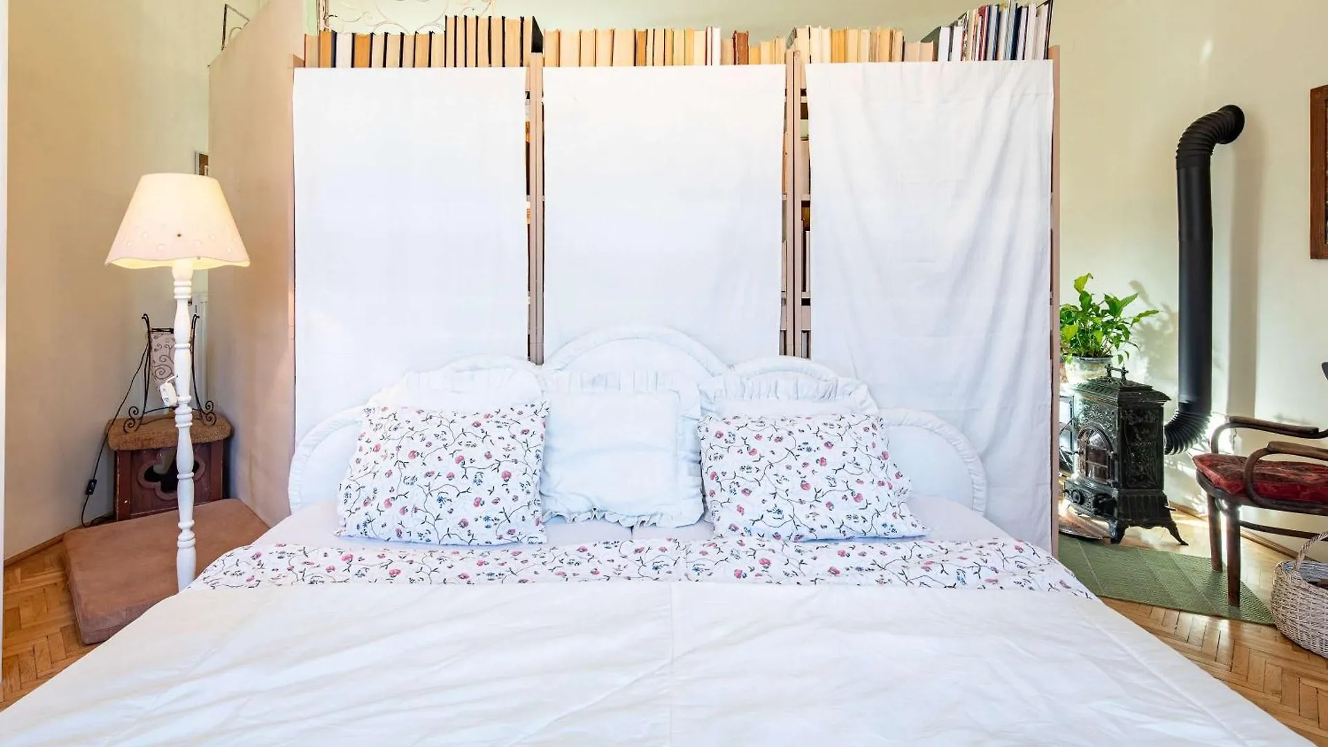 Nestled Romance, Buda'S Hilltop Heaven 布达佩斯 0*,  匈牙利